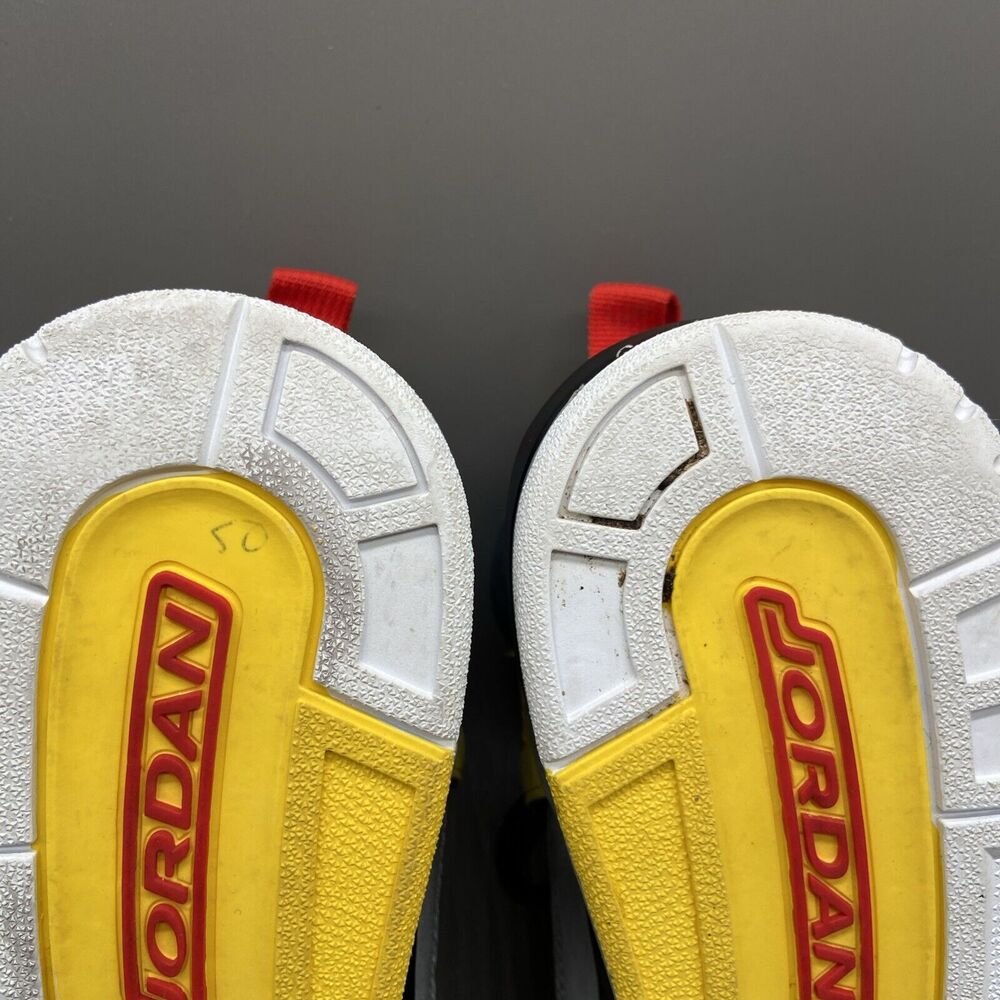 Nike Jordan Spizike Sz 12 Mens Shoe Metallic Silver Wolf Grey Yellow 315371-050 - Picture 9 of 13